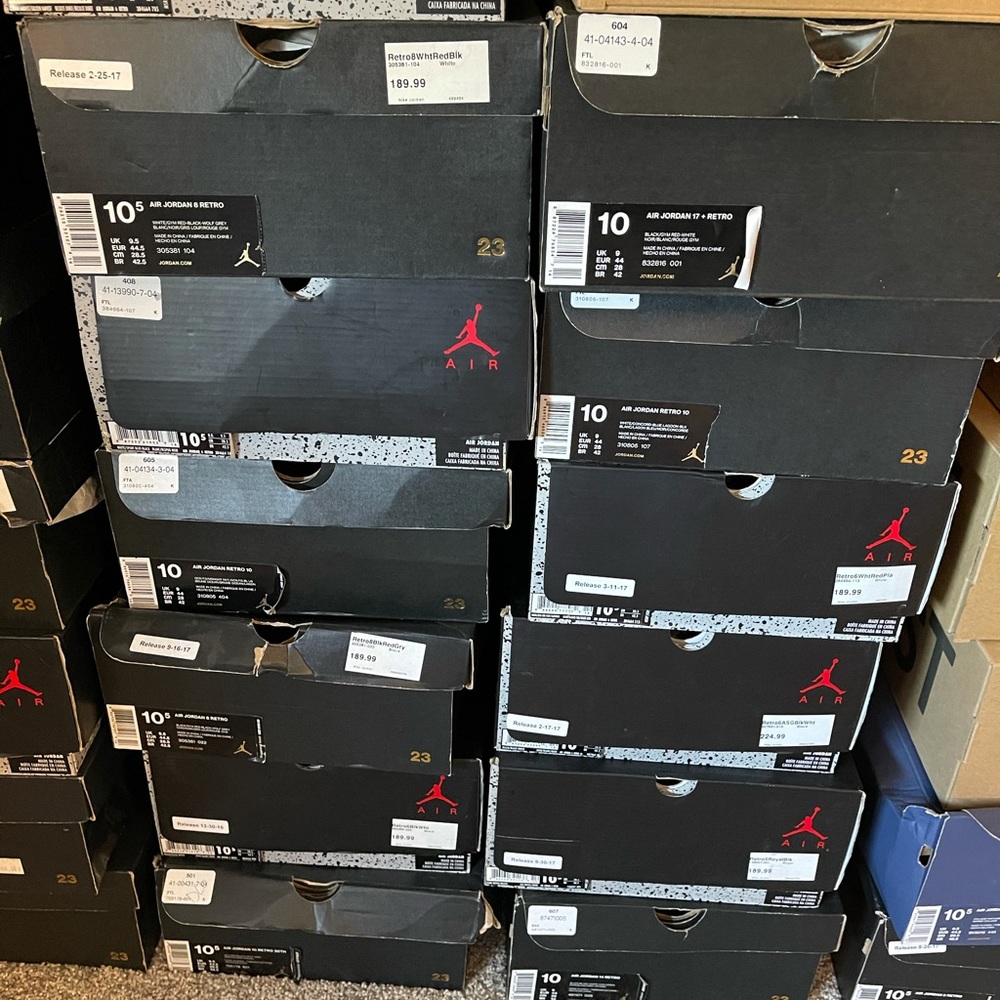 53 pairs of Jordan’s/Yeezys as a full lot!!